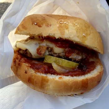 Le Sous-Marin Jaune - Hey Jude 7€ - Food Trucks Near Me