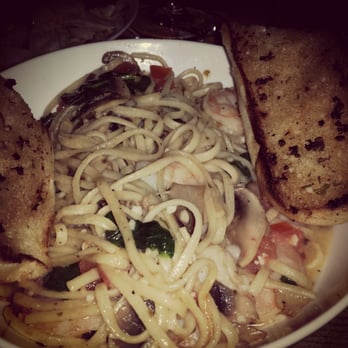 Moochies Tavern - Linguini shrimp Scampi and Garlic Bread - our favorite! - Burgers Near Me - Matthews, North Carolina Moochies Tavern - Linguini shrimp Scampi and Garlic Bread - our favorite! - Burgers Near Me - Matthews, North Carolina