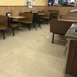 Rosauers Food & Drug - Deli seating area