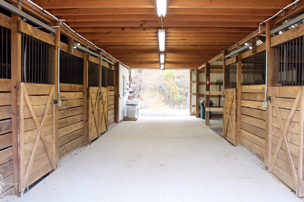 HILLSIDE BOARDING STABLE Updated September 2024 124 Hillside Church