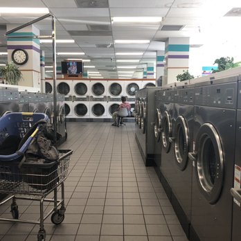 Showcase Laundromat - Great experience at Showcase!  Big place and very clean.  Not cheap but REALLY good customer service by Fernanda!  Free dryers with washing. - Laundromat Near Me - Somerville, Massachusetts