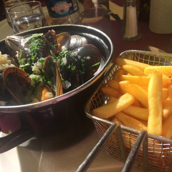 La Mama - Mussels with fries - Mediterranean Near Me - Nice, 06
