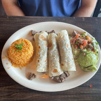Barcenas Mexican Grill - Tacos Al carbon - Mexican Near Me - Pearland, Texas Barcenas Mexican Grill - Tacos Al carbon - Mexican Near Me - Pearland, Texas