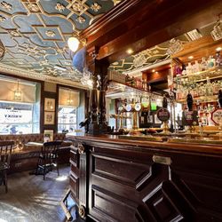 Central Bar