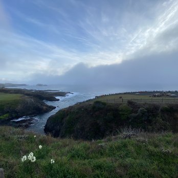 Pacific Star Winery - Outdoor view point - Wineries Near Me - Fort Bragg, California Pacific Star Winery - Outdoor view point - Wineries Near Me - Fort Bragg, California