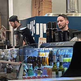 MOD Pizza - Person on right - Fast Food Near Me - Bellevue, Washington
