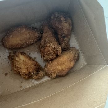 Sweet T'S Southern Eatery - Chicken GH Sweet T's Wings-Fried/BBQ/Hot Honey- soggy, overly salty - Southern Near Me - Teaneck, New Jersey