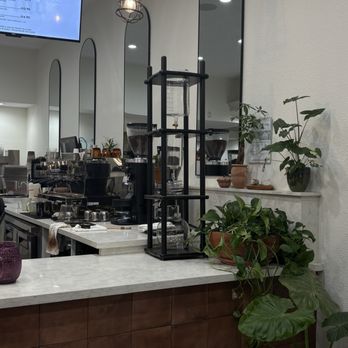 Jesse’s Grind Coffee Bar - it's so cutesy I LOVED the aesthetic. - Coffee & Tea Near Me - Los Angeles, California