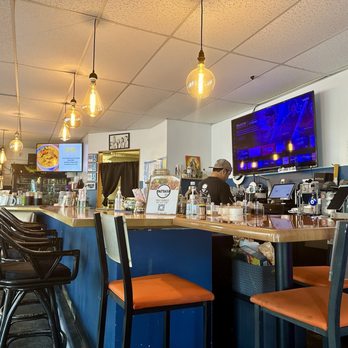 Pattaya Thai - Cute atmosphere with nice music in the background - Thai Near Me - Honolulu, Hawaii