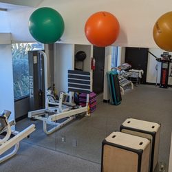 Los Alamitos Orthopedic & Sports Physical Therapy