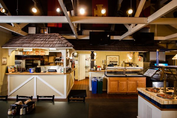 Round Table Pizza by null