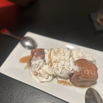 Sweetheart Inn - French Toast Churro - American Near Me - Methuen, Massachusetts
