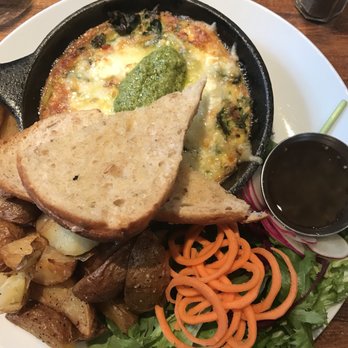 Bistro CoqLicorne - Tapas/Small Plates Near Me - Gatineau, Quebec
