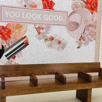 Glossier NYC - Mural - Cosmetics & Beauty Supply Near Me - New York, New York Glossier NYC - Mural - Cosmetics & Beauty Supply Near Me - New York, New York