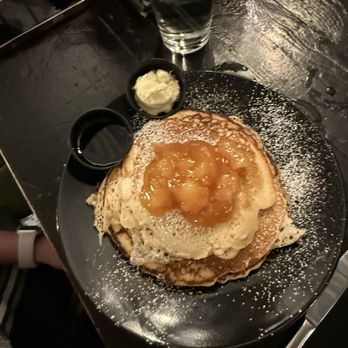 The White Oak Cottage - Apple pie pancakes - New American Near Me - Lithia, Florida The White Oak Cottage - Apple pie pancakes - New American Near Me - Lithia, Florida