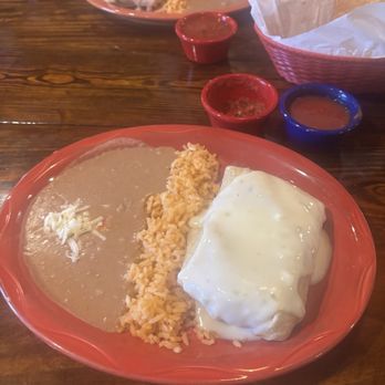 Papa's Mexican Cafe - Bland AF Chimichanga with its bland AF sides! - Mexican Near Me - Mena, Arkansas Papa's Mexican Cafe - Bland AF Chimichanga with its bland AF sides! - Mexican Near Me - Mena, Arkansas