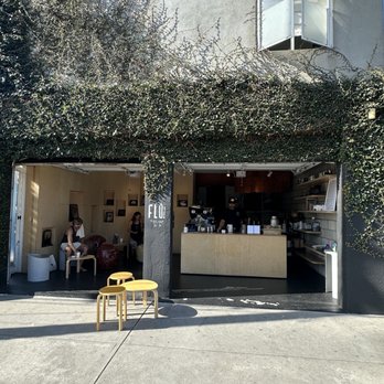 Flo Coffee Bar - Coffee & Tea Near Me - Venice, California