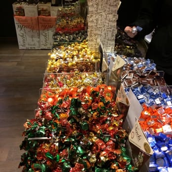 Venchi - Ice Cream & Frozen Yogurt Near Me - Venezia, VE
