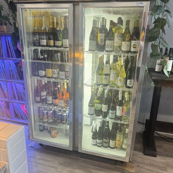 Mile Limit Wine Shop - Wine Bars Near Me - Berkeley, California