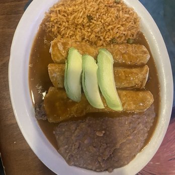 Arandinas Mexican Restaurant & Bar - Enchiladas tejanas - Mexican Near Me - Austin, Texas Arandinas Mexican Restaurant & Bar - Enchiladas tejanas - Mexican Near Me - Austin, Texas