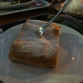Speckstube - Strudel - German Near Me - Malcesine, VR Speckstube - Strudel - German Near Me - Malcesine, VR