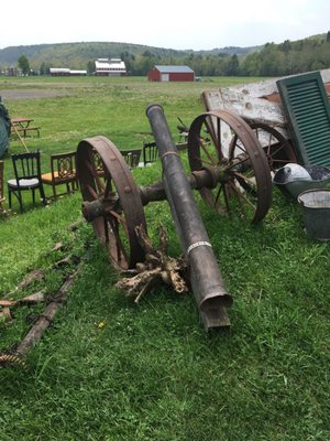 Retherford's Antiquities & Auction Services by null