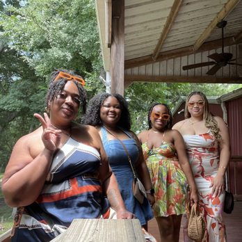 Texas Winos - Wine Tours Near Me