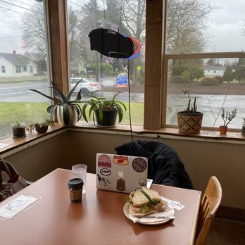 Fresh Start Market & Espresso - Work area , plenty of plug ins and free WiFi. - Coffee & Tea Near Me - Salem, Oregon