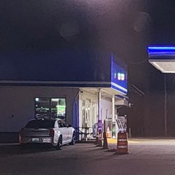 Parkway Chevron - Main Building