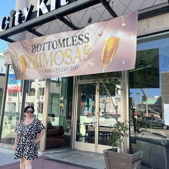 City Kitchen - Breakfast & Brunch Near Me - North Hollywood, California