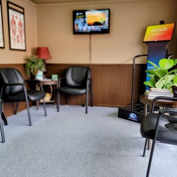 Align Chiropractic - We are located in Downtown Everett on Rucker Ave just a few blocks north of the Everett Clinic. - Chiropractors Near Me - Everett, Washington Align Chiropractic - We are located in Downtown Everett on Rucker Ave just a few blocks north of the Everett Clinic. - Chiropractors Near Me - Everett, Washington