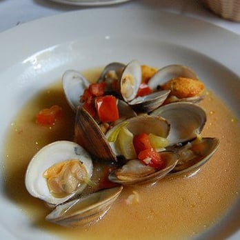 Elizabeth On 37th - steamed clam w/ ham, tomatoes, celery in a white truffle oil broth - New American Near Me - Savannah, Georgia