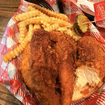 Hattie B's Hot Chicken - Memphis - Chicken breast hot flavored amazing - Chicken Shop Near Me - Memphis, Tennessee