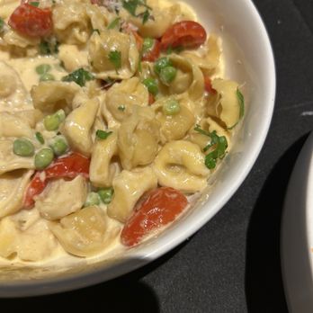 Ivy Kitchen & Bar - Tortellini alla panna - Bars Near Me - Rockville Centre, New York Ivy Kitchen & Bar - Tortellini alla panna - Bars Near Me - Rockville Centre, New York