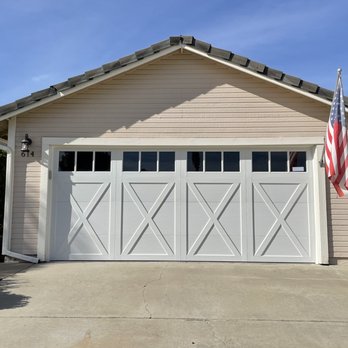 San Diego Door Pros - Garage Door Services Near Me - Encinitas, California