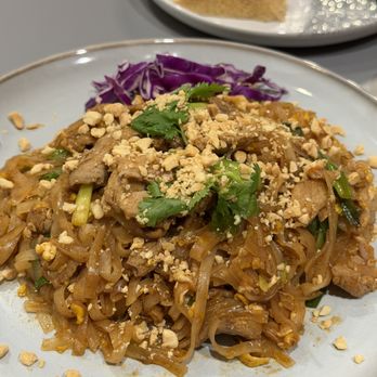 Klom Klorm - Pork Pad Thai, medium spicy - Thai Near Me - Lakewood, Colorado Klom Klorm - Pork Pad Thai, medium spicy - Thai Near Me - Lakewood, Colorado