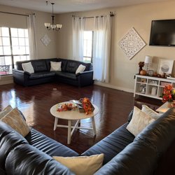 Hill Country Rehabilitation & Nursing Center - Lobby