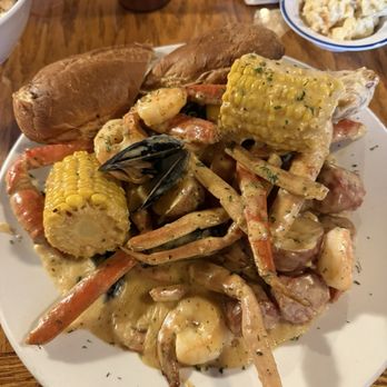 Hyman's Seafood - Low country Boil - Seafood Near Me - Charleston, South Carolina Hyman's Seafood - Low country Boil - Seafood Near Me - Charleston, South Carolina