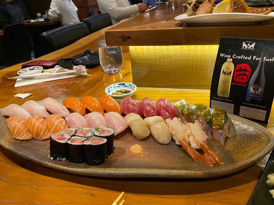 KamadoSushi,Omakase,$60orMoreFreeDeliveryByToast by null