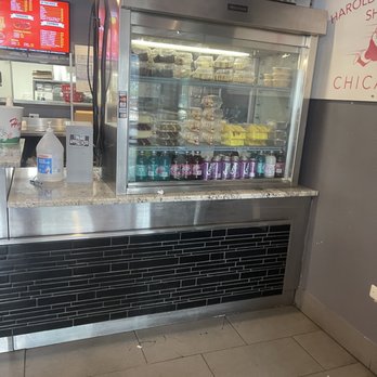 Harold's Chicken Shack - Chicken Wings Near Me - Chicago, Illinois