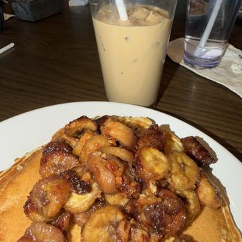 Café Luna - caramelized banana & pecan pancakes & iced latte with oat milk - Coffee & Tea Near Me - Cambridge, Massachusetts