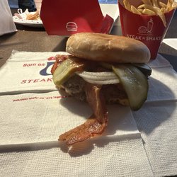 Steak ’n Shake