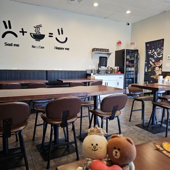 Sunset Noodle House - Clean and simple - Ramen Near Me - Kailua, Hawaii