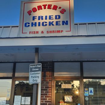 Porter's Fried Chicken - Outside - American Near Me - St. Louis, Missouri