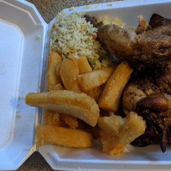 La Luna - Bars Near Me - Woodbridge, Virginia