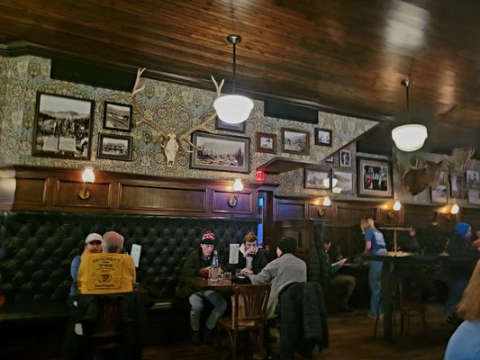 Public House by null