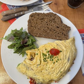 Omelegg - City Centre - Breakfast & Brunch Near Me - Amsterdam, New Hampshire