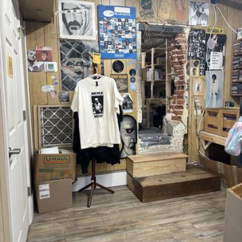 Papa Jazz Record Shoppe - Music & DVDs Near Me - Columbia, South Carolina Papa Jazz Record Shoppe - Music & DVDs Near Me - Columbia, South Carolina