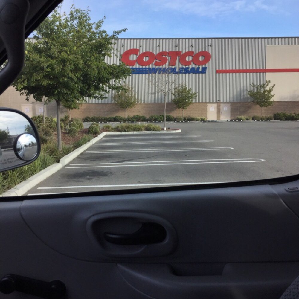 Costco - Side view of the store. Can't enter there ha. - Wholesale Stores Near Me - Hayward, California Costco - Side view of the store. Can't enter there ha. - Wholesale Stores Near Me - Hayward, California