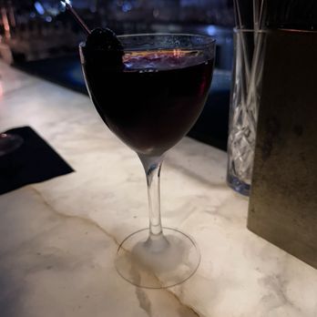 The Roosevelt Room - Black Manhattan - Cocktail Bars Near Me - Austin, Texas The Roosevelt Room - Black Manhattan - Cocktail Bars Near Me - Austin, Texas